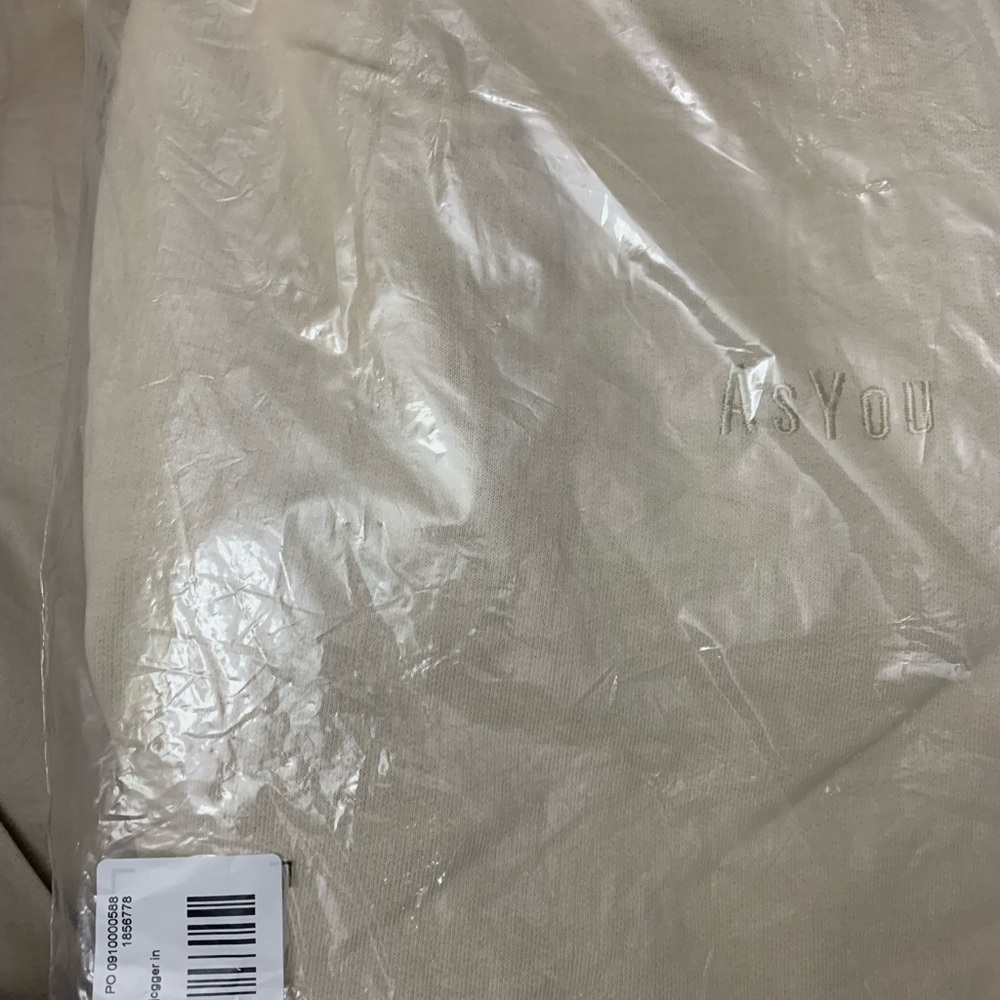 BNWT Oversized Sweatpants